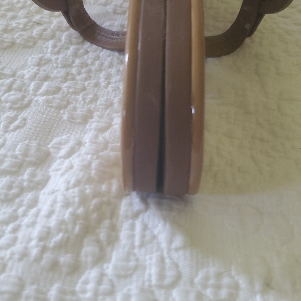TORY BURCH MILLER SANDALS /SIZE:10 /COLOR:TAN /SHINY - Picture 11 of 14